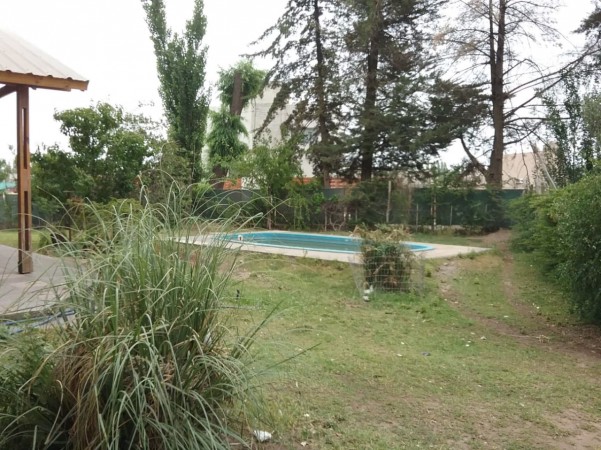 2 Casas en B° Confluencia Rural 