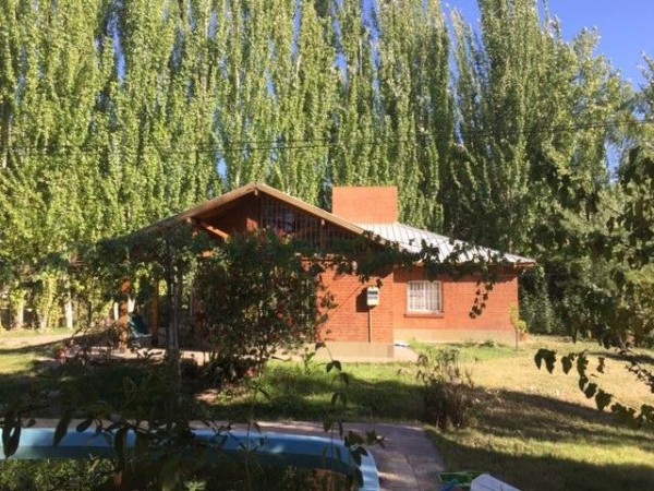 2 Casas en B° Confluencia Rural 