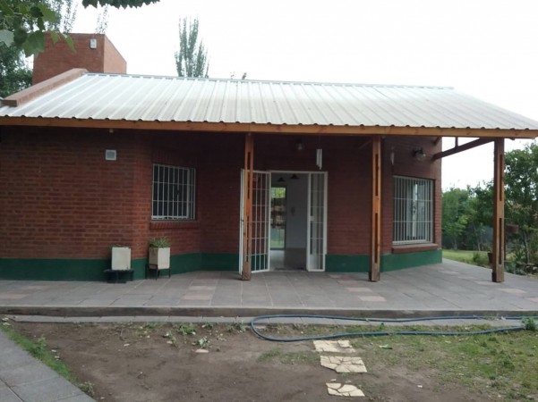 2 Casas en B° Confluencia Rural 