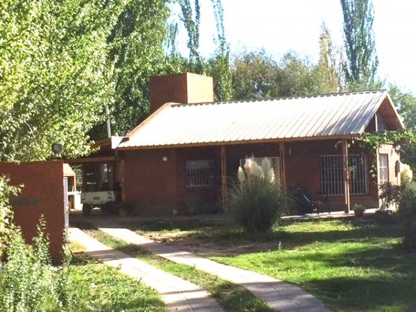 2 Casas en B° Confluencia Rural 